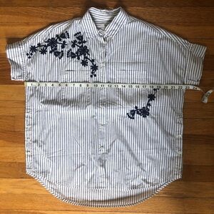 Madewell courier blue striped shirt with embroidered flowers XXS like new